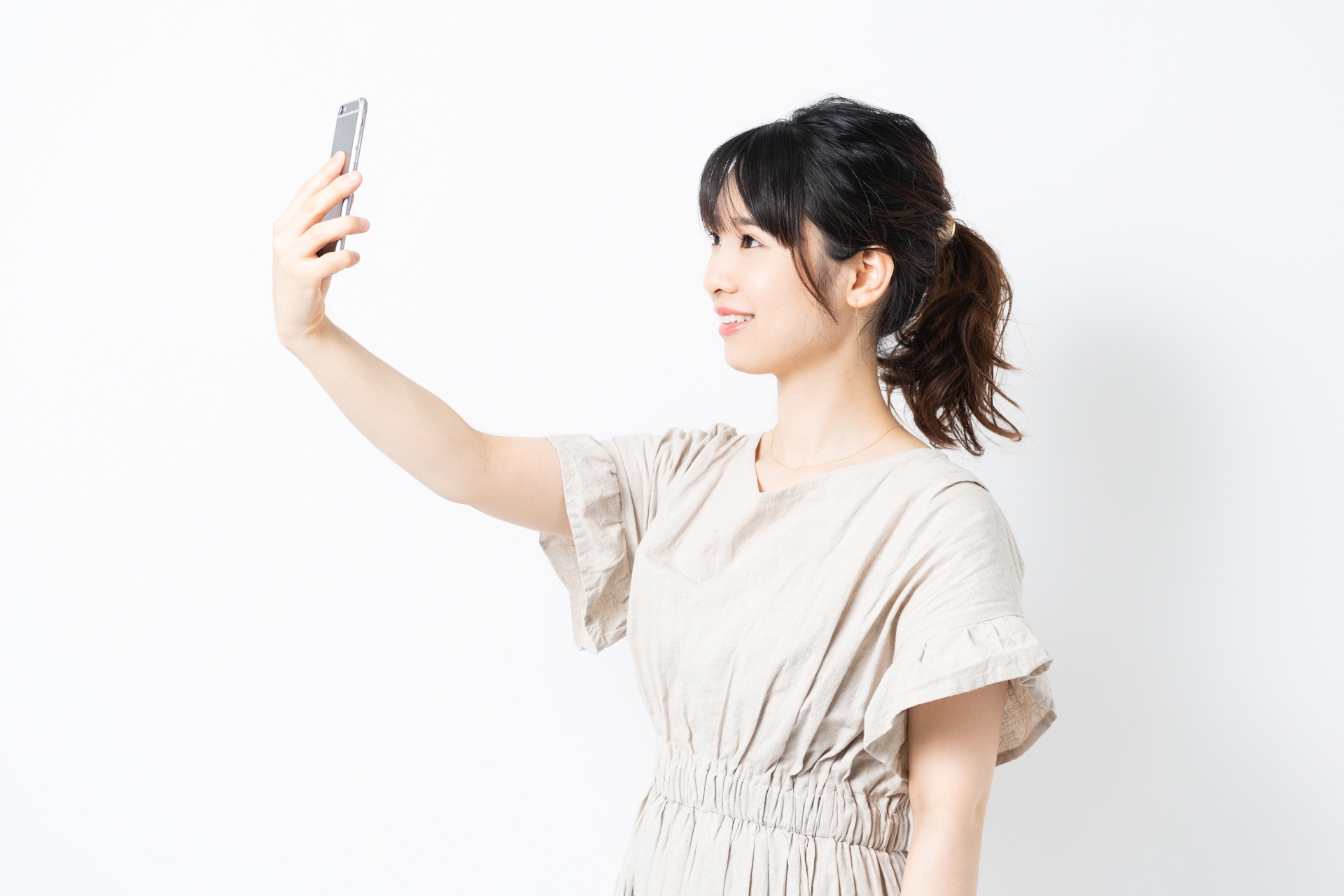 店頭POPをスマホで読み込むお客様